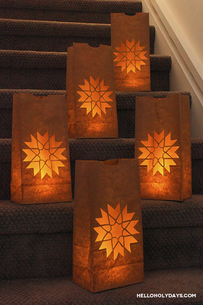 Ramadan luminaries by Hello Holy Days! 8 pointed star which blossoms out into carnation flower.