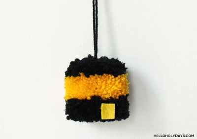 DIY Pompom Kaaba