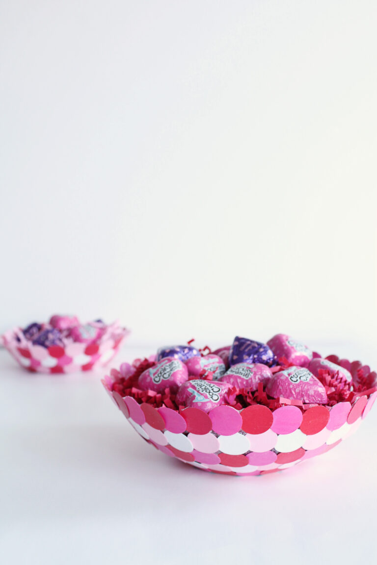 Making A Paper Maché Bowl Is A Great Way To Relax