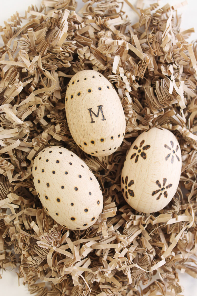 How to Decorate Wooden Easter Eggs